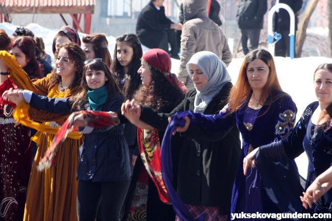 Yüksekova'da kadınlar günü kutlandı 32