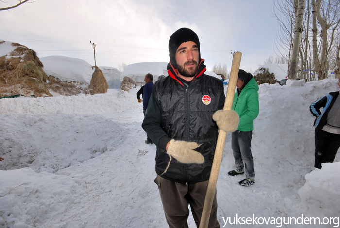 Yüksekova'da 3 saat süren hasta kurtarma operasyonu 5