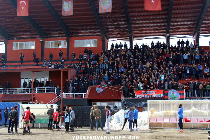 Yüksekova Belediyespor 4-1 mağup oldu 22