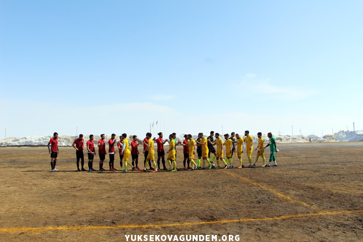 Yüksekova Belediyespor 4-1 mağup oldu 9