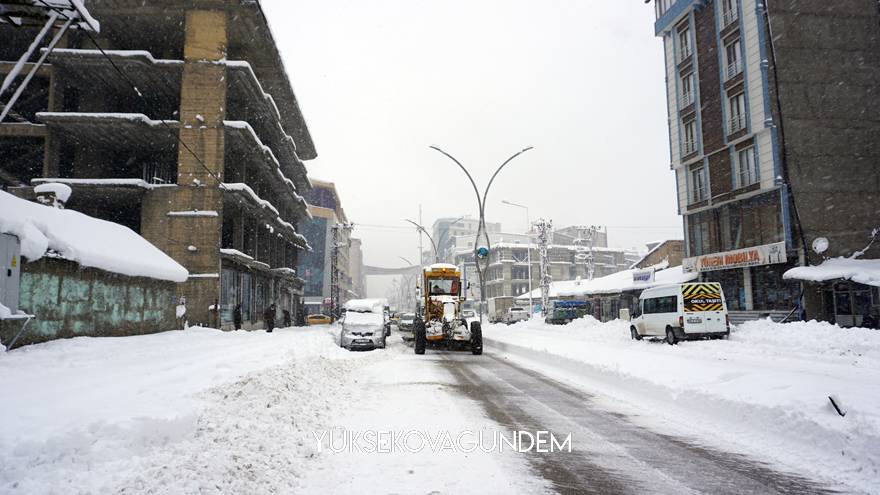 Yüksekova’da yoğun kar yağışı 6