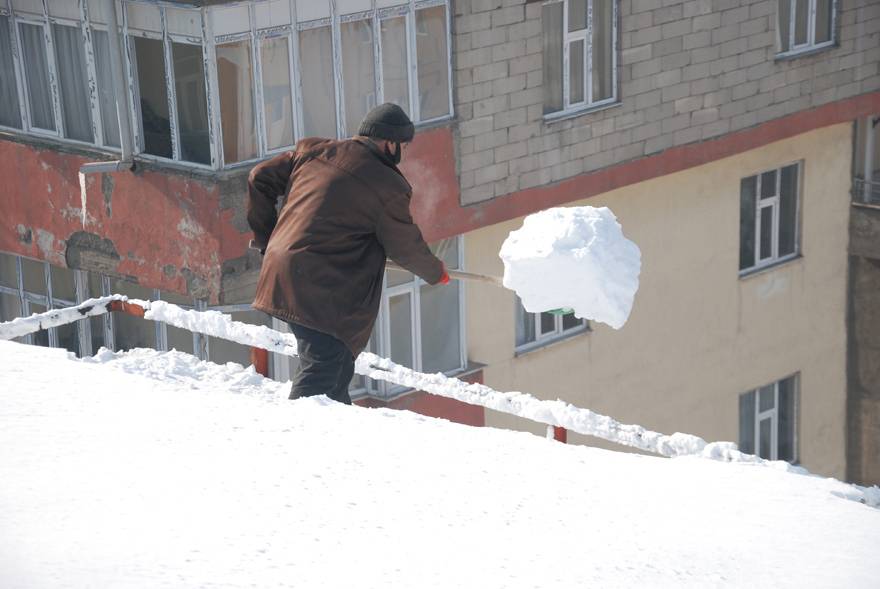 Yüksekova'da 'ekmek parası' ipin ucunda 11