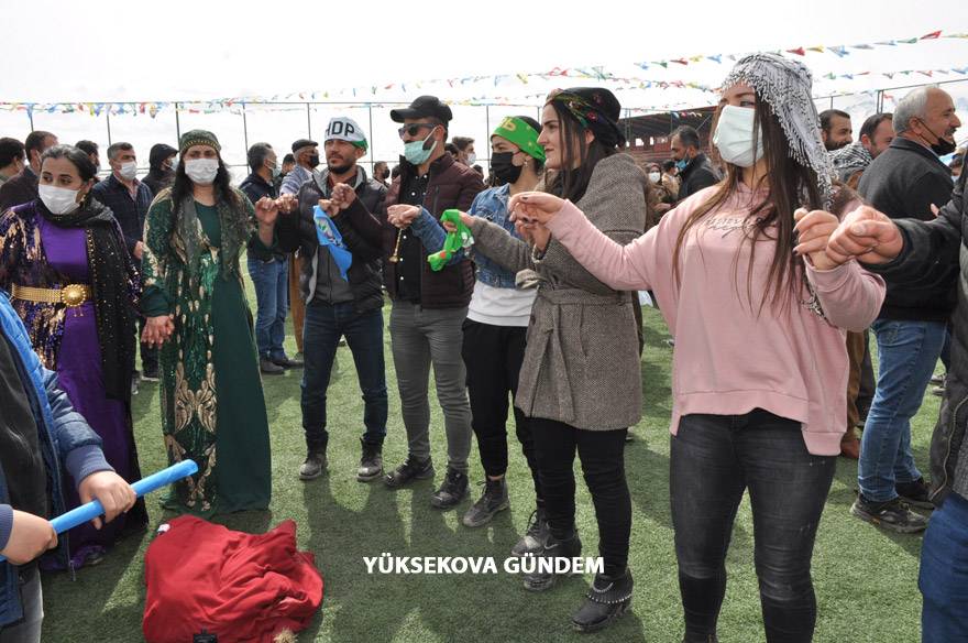 Yüksekova'da Newroz Kutlandı 27