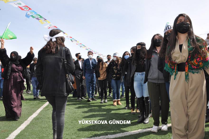 Yüksekova'da Newroz Kutlandı 8