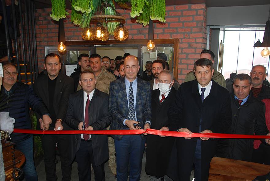 Loca Life Bistro yeni yüzüyle hizmete açıldı 11