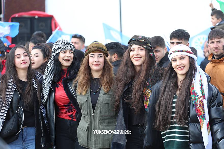 Yüksekova'da Newroz Kutlandı 11