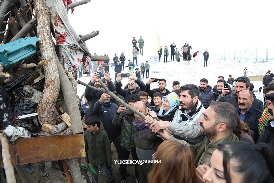 Yüksekova'da Newroz Kutlandı 30