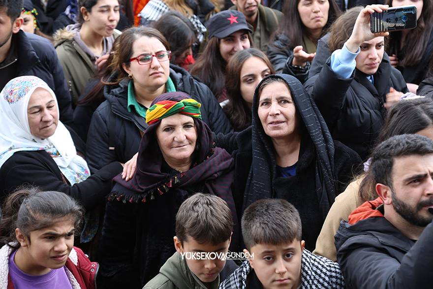 Yüksekova'da Newroz Kutlandı 39