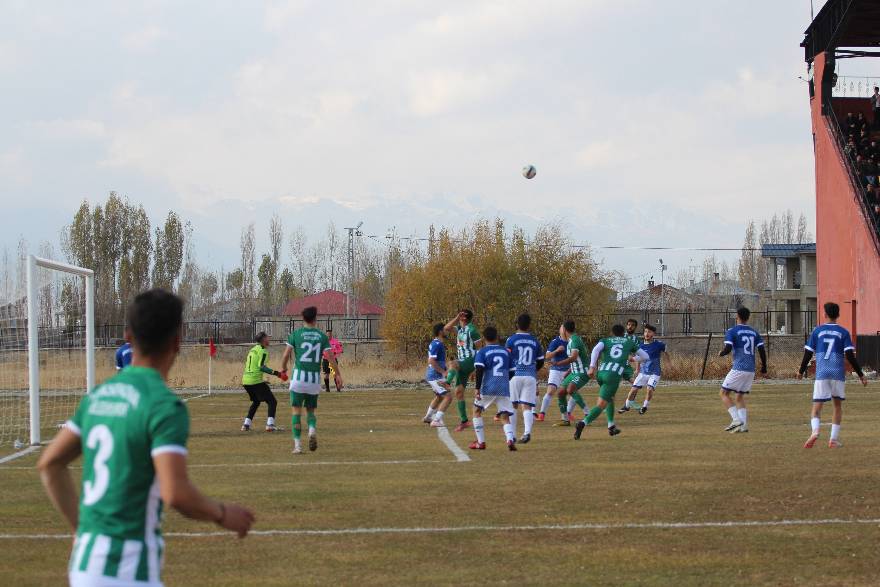 Yüksekova Belediyespor’dan farklı galibiyet 9-0’! 14