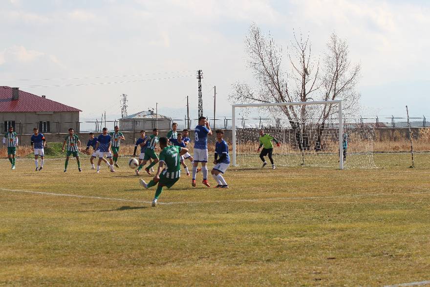 Yüksekova Belediyespor’dan farklı galibiyet 9-0’! 4