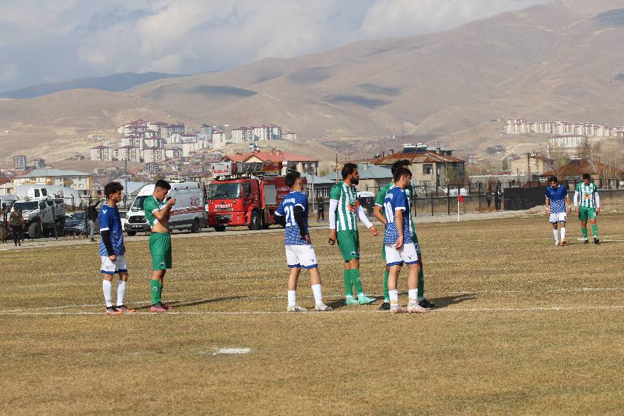 Yüksekova Belediyespor’dan farklı galibiyet 9-0’! 8