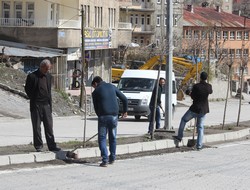 Karayolların'dan refüj çalışması