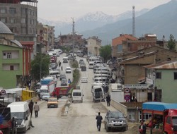 Şemdinli'de bir ev tarandı