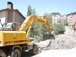 Belediye'den yol yenileme çalışması