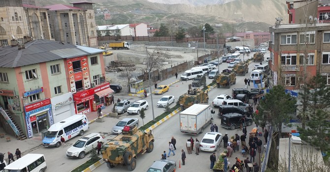 Hakkari'deki askeri hareketlilik 5. gününde