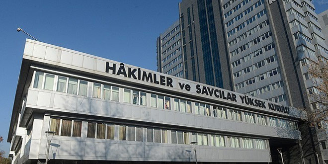 HSYK, 37 savcı ve hakimin ihracına karar verdi