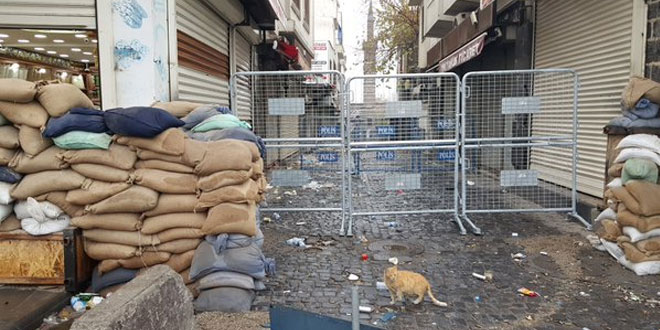 Sur’un Gazi Caddesi’nde yasak kalktı