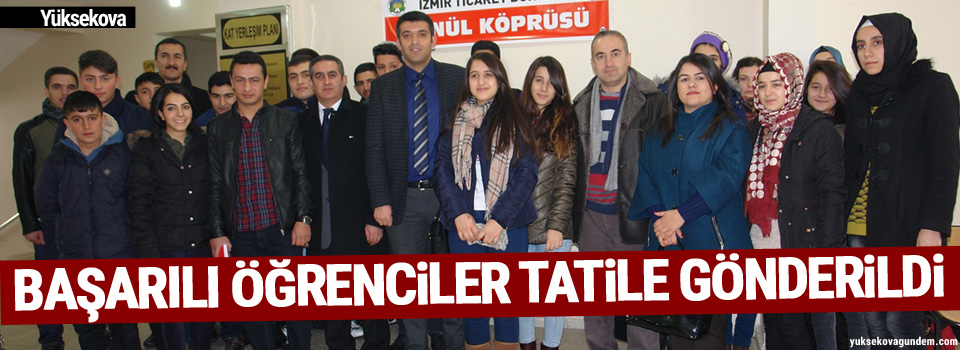 Yüksekova'da, Başarılı öğrenciler tatile gönderildi