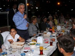 Hakkari Valisi Toprak, İstanbul'daki Saldırıyı Kınadı