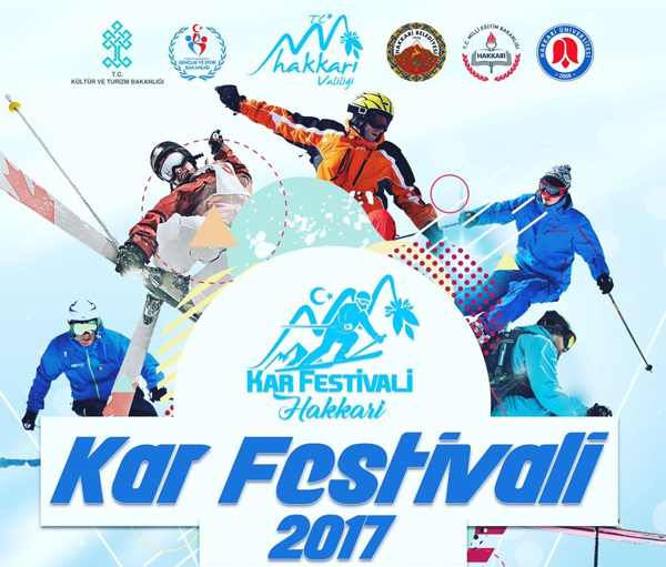 Hakkari’de kar festivali