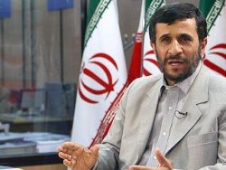 Ahmedinejad: Uzaya gidecek ilk İranlı olmaya hazırım