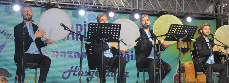 Grup Teylani Hakkari’de konser verdi