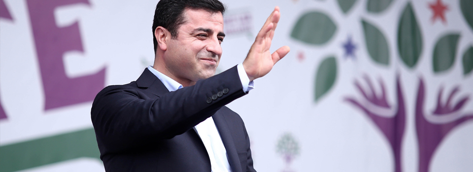 Demirtaş: HDP 'tatil' havasından çıkmalı!