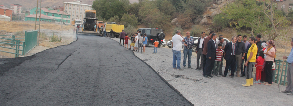 Hakkari’de asfalt çalışması