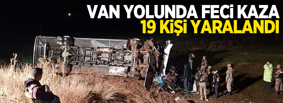 Van yolunda kaza: 19 yaralı