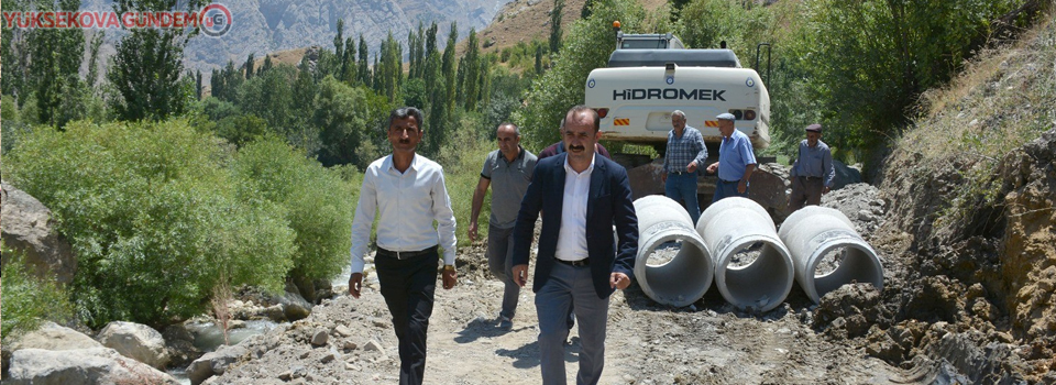 Hakkari Belediyesinden yol onarım çalışması