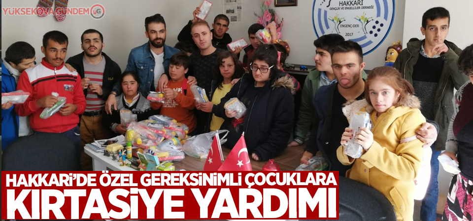 Hakkari’de özel gereksinimli çocuklara kırtasiye yardımı