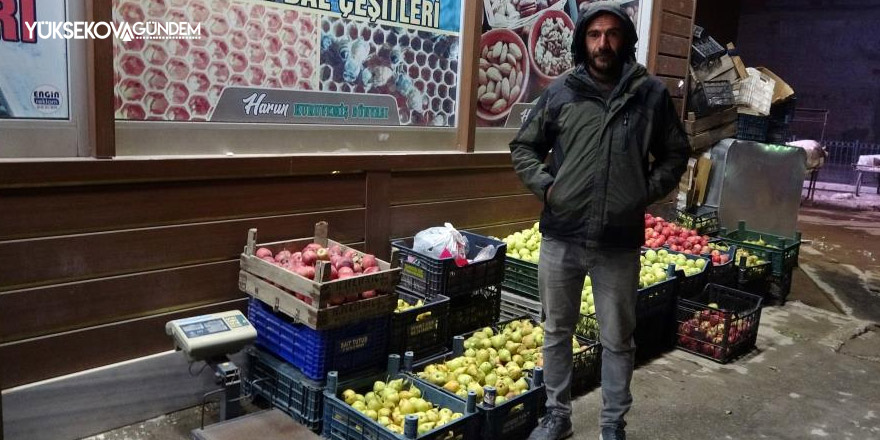 Yüksekova’da soğuklar etkisini gösterdi