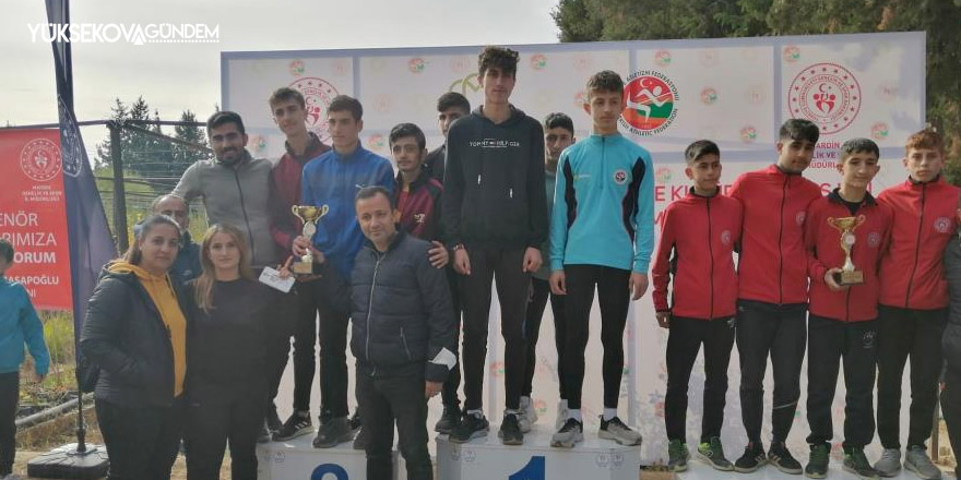 Hakkarili sporcular yarı finalde