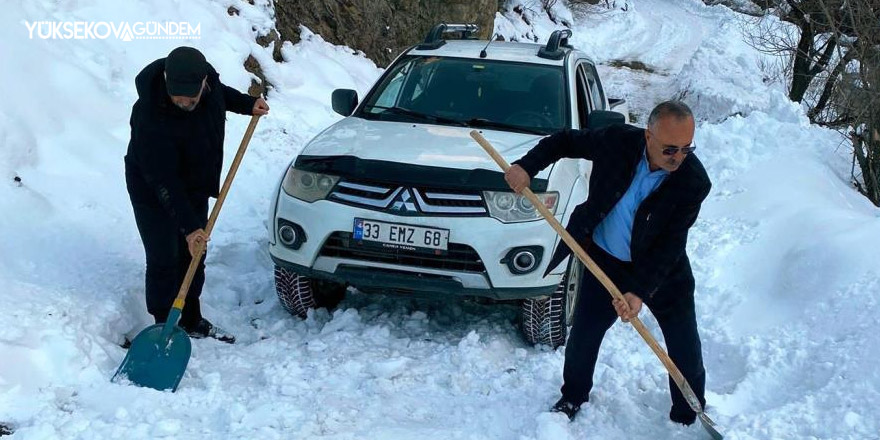 Kendi imkanlarıyla yollarını açıyorlar