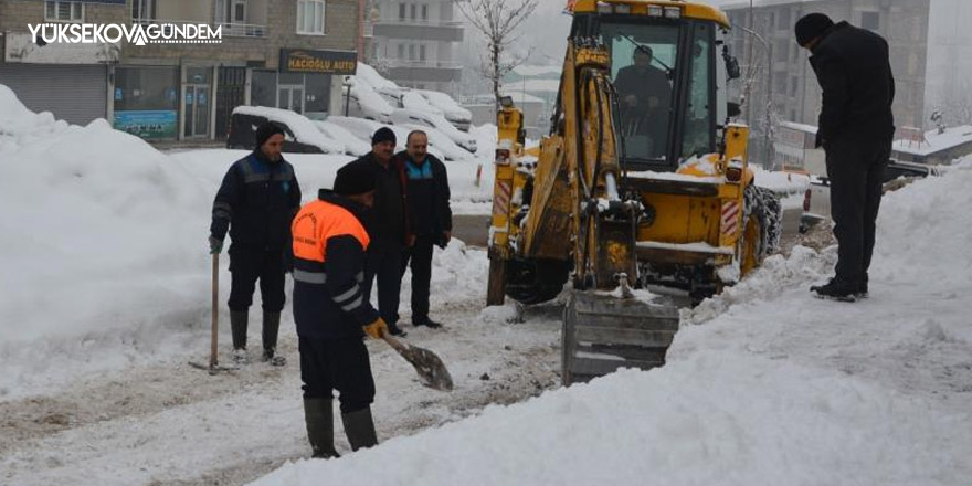 Hakkari’de bin abonenin suyu dondu