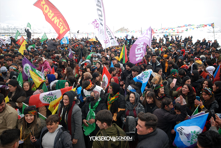 Yüksekova'da Newroz Kutlandı