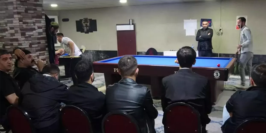 Yüksekova'da Bilardo Turnuvası