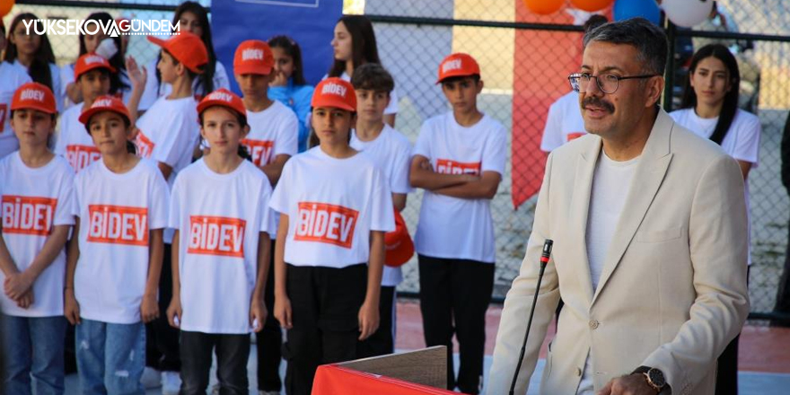 Hakkari’de basketbol sahasının açılışı yapıldı