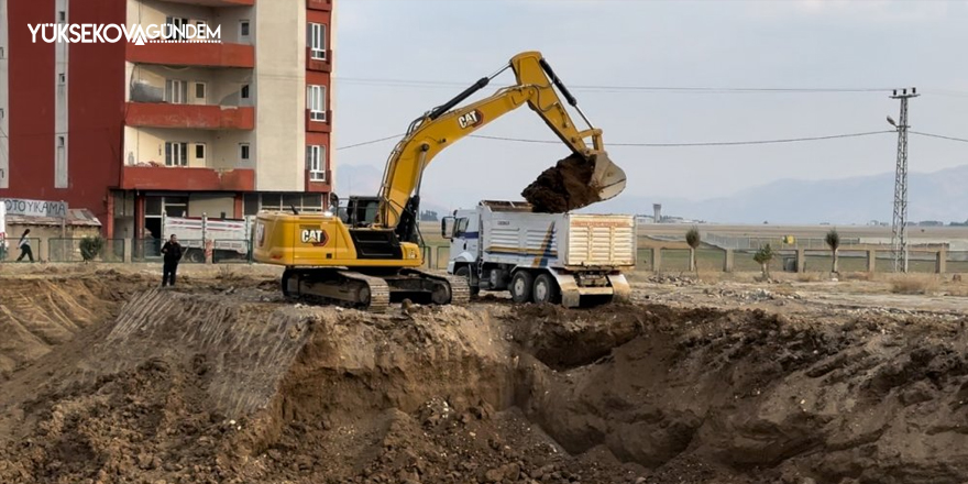 Yüksekova'da yapılacak 100 yataklı hastanenin inşaat çalışmaları başladı