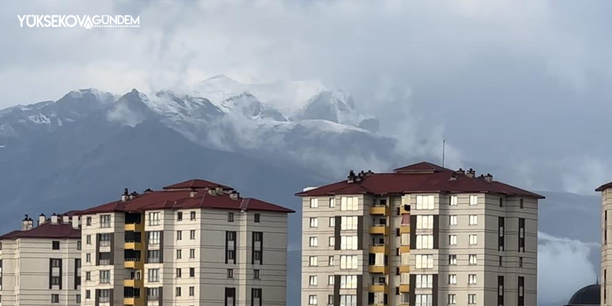 Cilo Dağı yeniden beyaza büründü