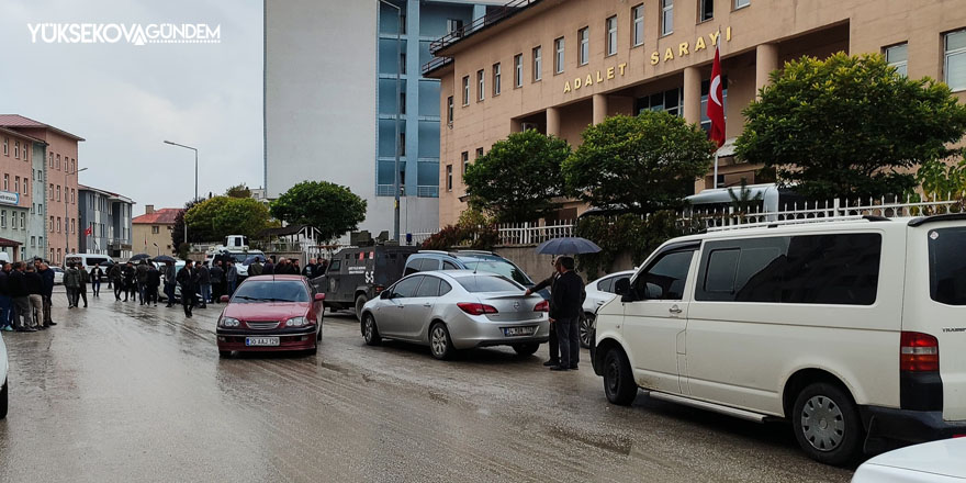 Yüksekova'da Sahte Evrak gözaltılarının ifadeleri alınıyor