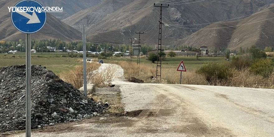 Yüksekova'da 10 yıldır kapalı olan yol yeniden ulaşıma açıldı