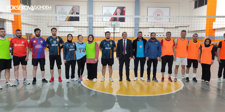 Yüksekova'da okullar arası  voleybol turnuvası