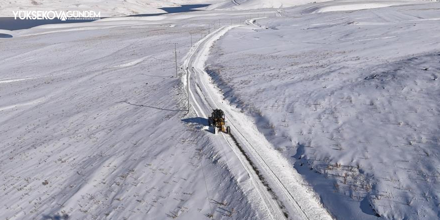 Van’da 255 yerleşim yerinin yolu ulaşıma kapandı