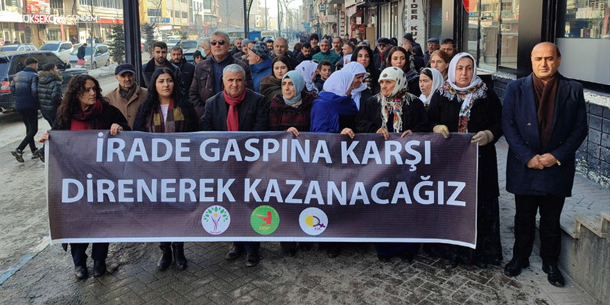 Zeydan'a verilen ceza Yüksekova'da protesto edildi